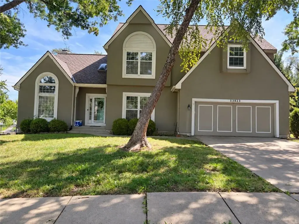 13823 Pembroke Lane, Leawood, KS 66224 - #1
