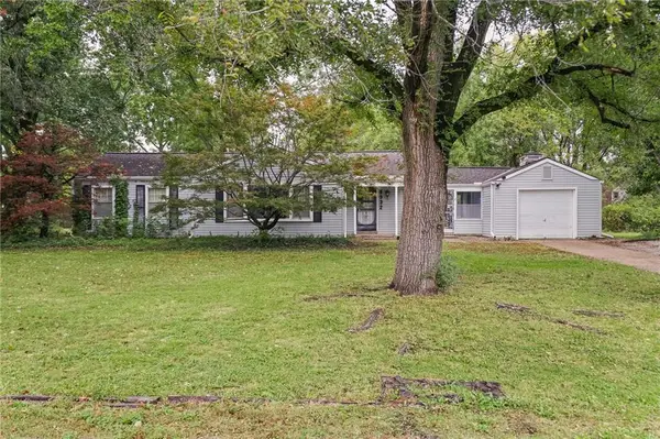 8932 E 66th Street, Raytown, MO 64133