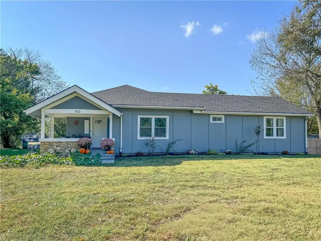 502 N 7th Street, Lacygne, KS 66040 - #1