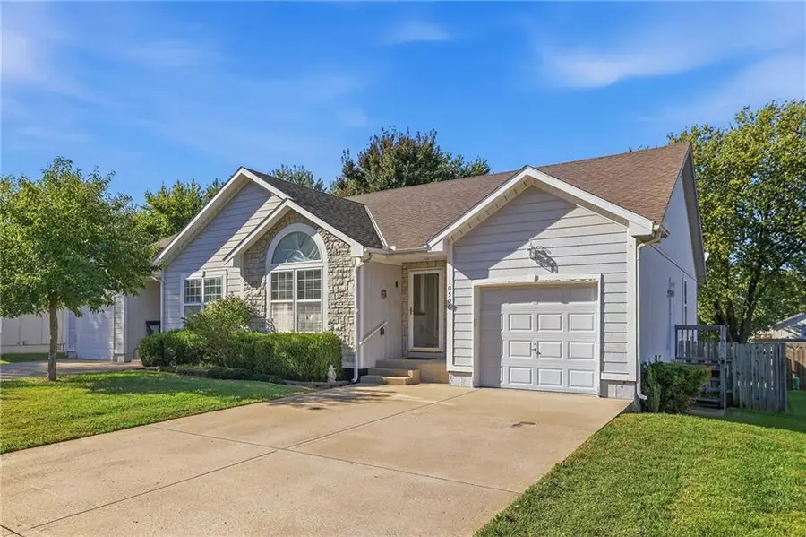 10504-06 Maple Avenue, Peculiar, MO 64078 - #2