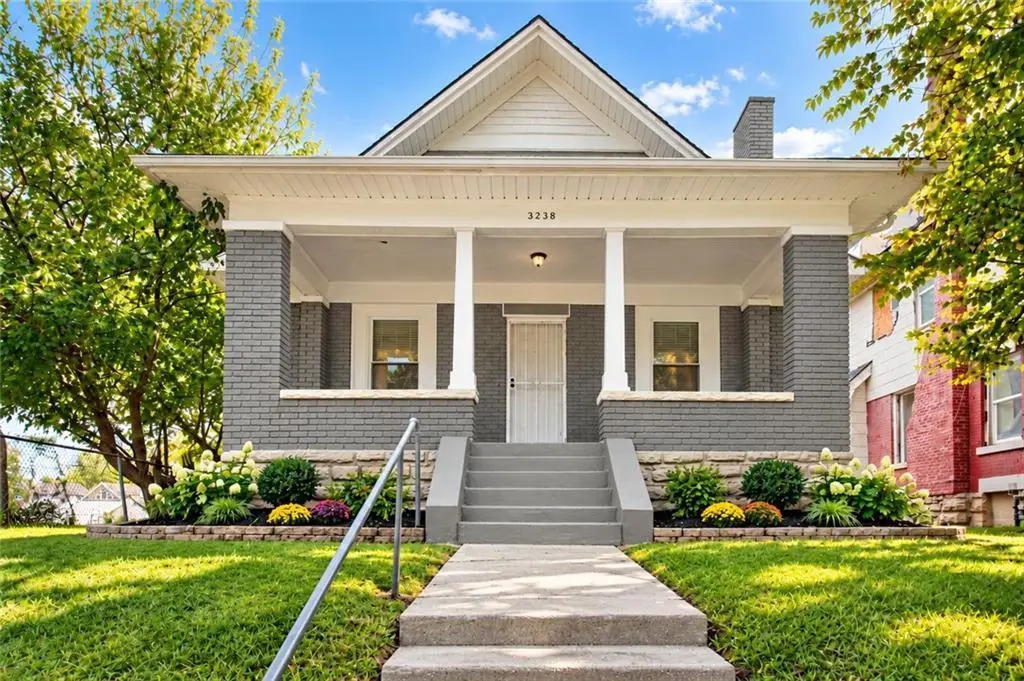 3238 Wabash Avenue, Kansas City, MO 64109 - #1