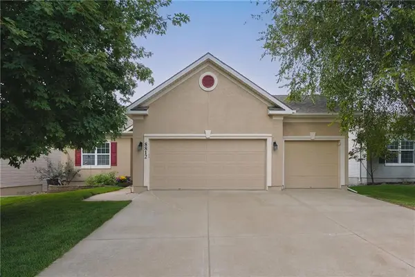 8812 Quill Street, Lenexa, KS 66227
