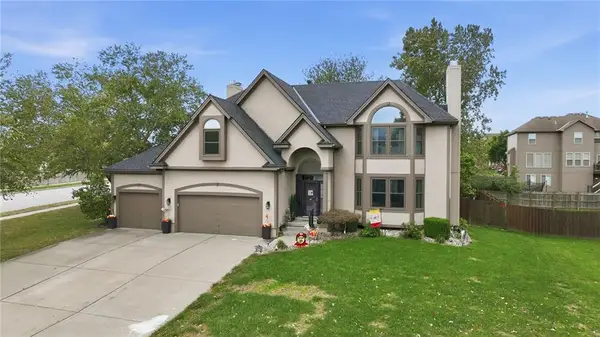 4022 SW Flintrock Drive, Lee's Summit, MO 64082
