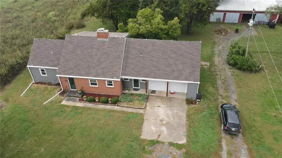 9700 W 319th Street, Louisburg, KS 66053 - #2