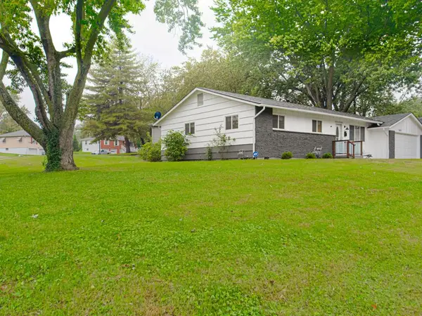 13021 E 40th Terrace S, Independence, MO 64055
