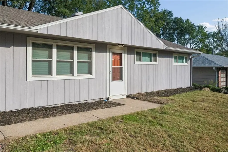 11305 Mckinley Avenue, Kansas City, MO 64134 - #2