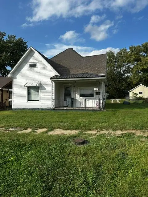 212 Seventh Street, Cameron, MO 64429 - #1