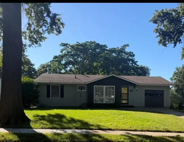 8726 Melrose Street, Overland Park, KS 66214