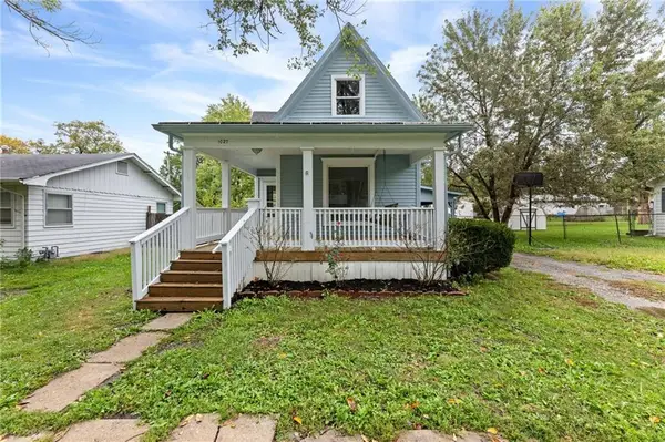 1027 N Mulberry Street, Ottawa, KS 66067