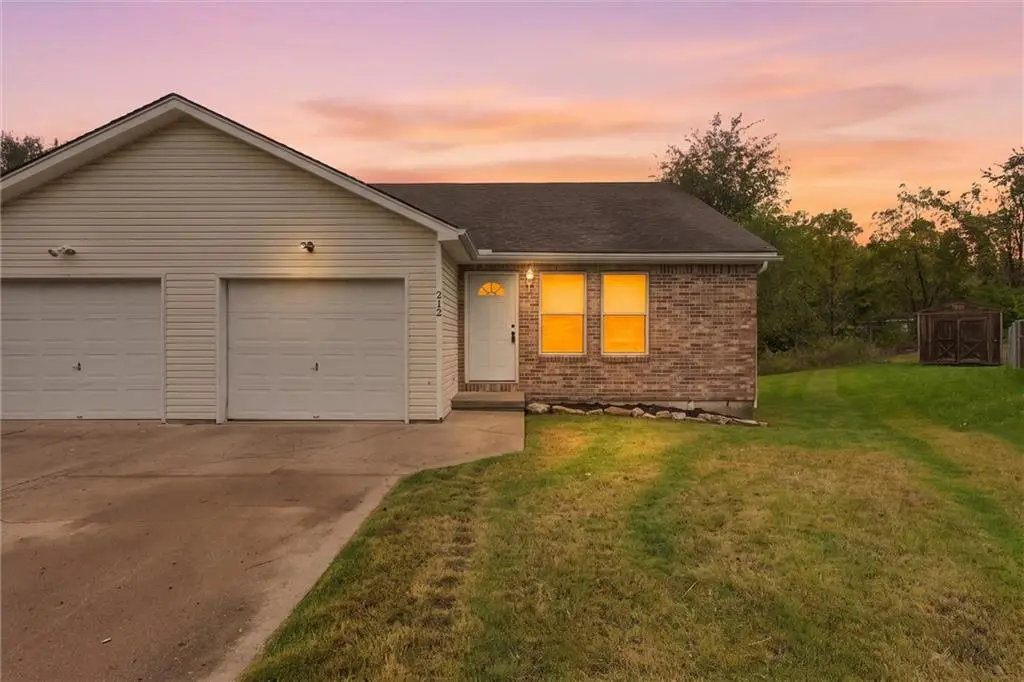 212/14 NW 27th St. Court, Blue Springs, MO 64015 - #1