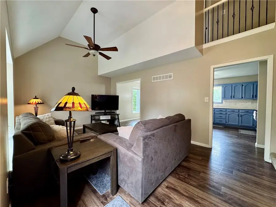 128 SW 26th Street, Blue Springs, MO 64015 - #2