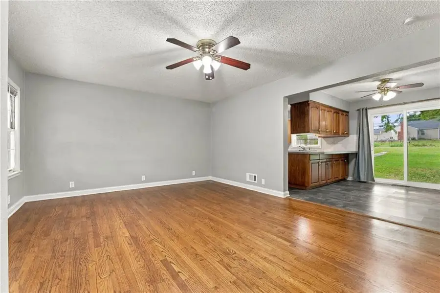 10601 E Sheley Road, Independence, MO 64052 - #2
