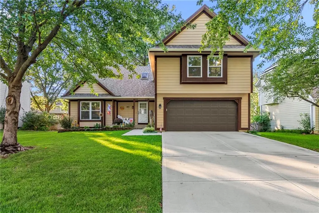 811 N Mesa Street, Olathe, KS 66061 - #1