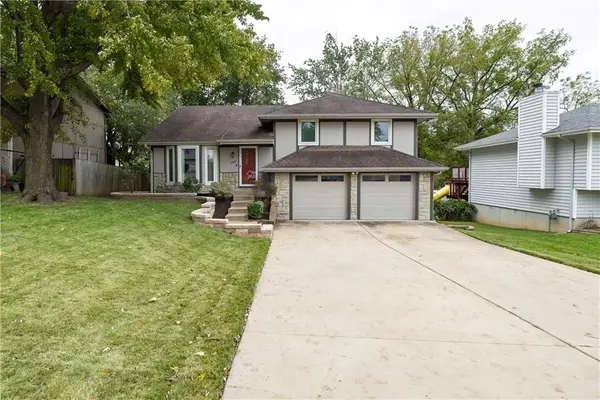 140 Debra Street, Lansing, KS 66043