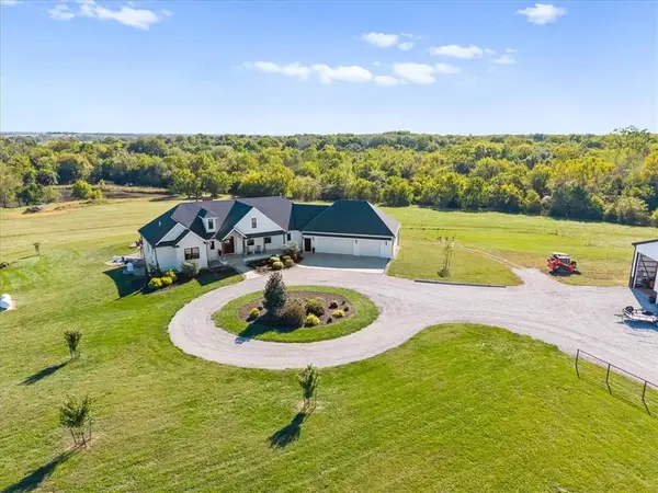 6759 W 351st Street, Louisburg, KS 66053
