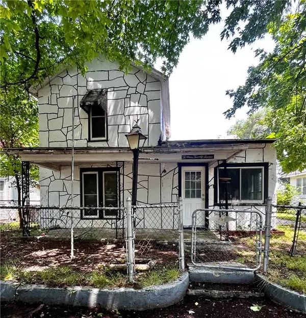 1327 S Kentucky Avenue, Joplin, MO 64801