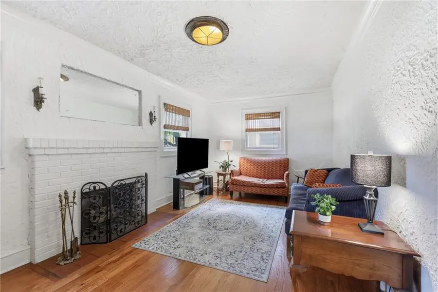 7314 Main Street, Kansas City, MO 64114 - #3