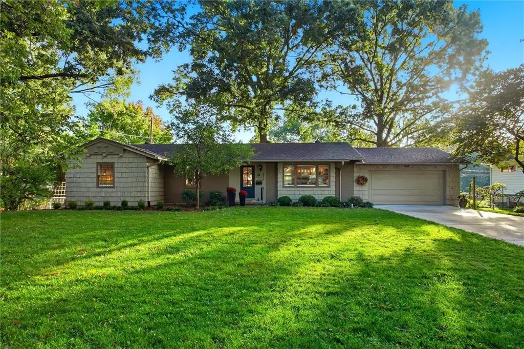 9815 Howe Drive, Overland Park, KS 66206 - #1