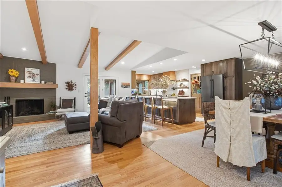 9815 Howe Drive, Overland Park, KS 66206 - #3