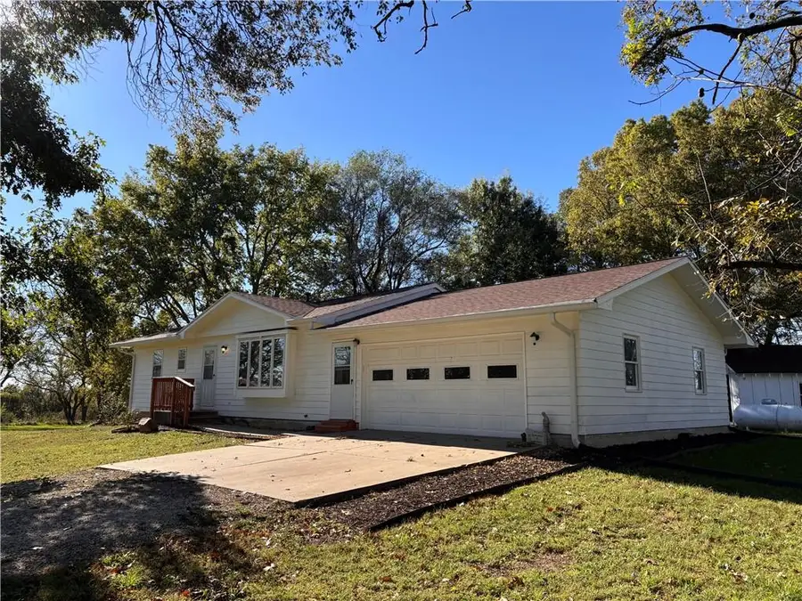 9784 Half Mound Road, Valley Falls, KS 66088 - #2
