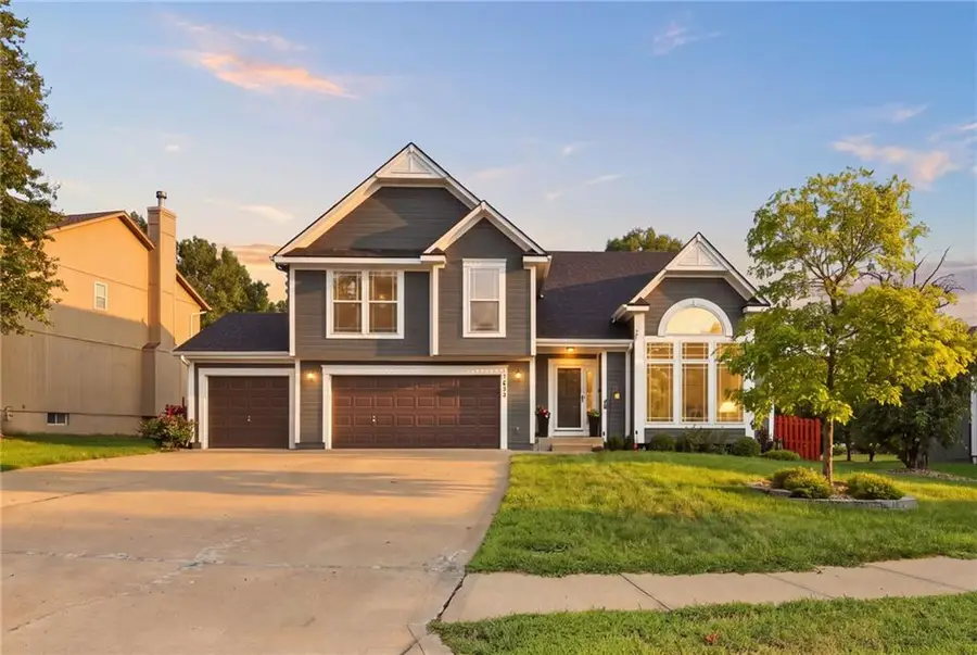 5343 Kenton Street, Shawnee, KS 66226 - #2
