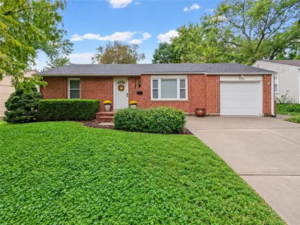 7022 Beverly Street, Overland Park, KS 66204