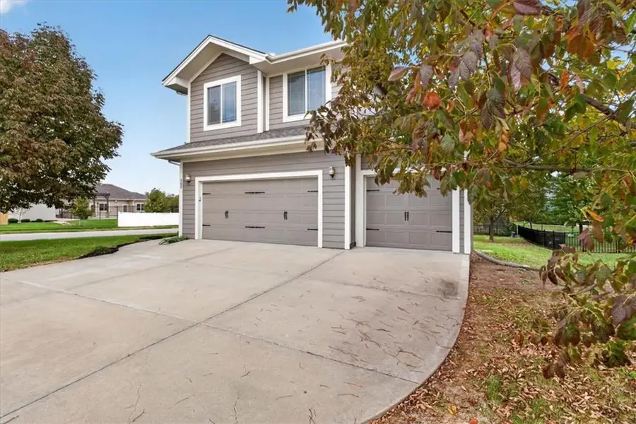 505 SW Webster Drive, Blue Springs, MO 64014 - #2