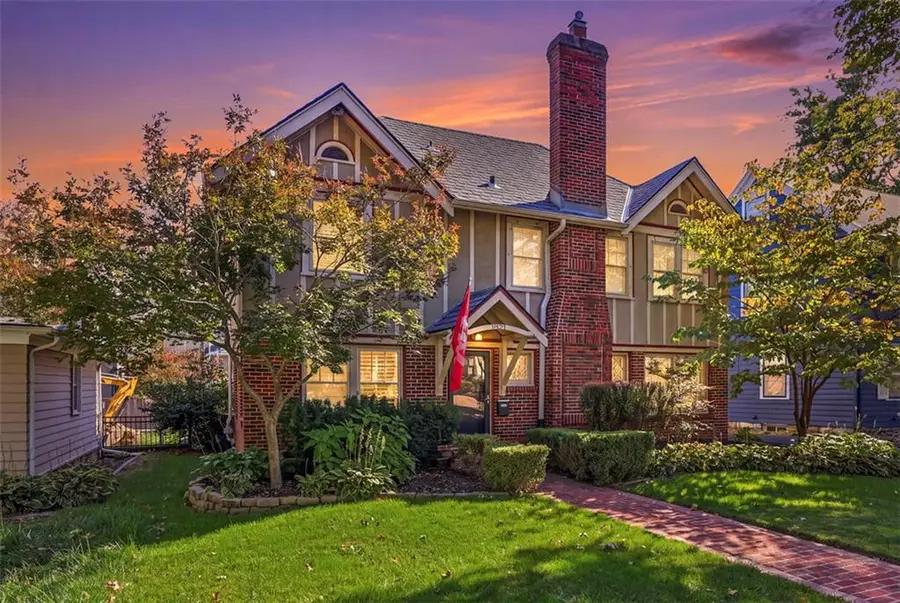 6421 Washington Street, Kansas City, MO 64113 - #2