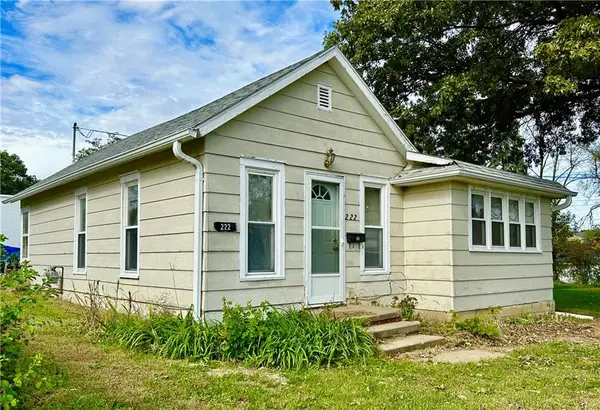 222 S Newton Street, Maryville, MO 64468