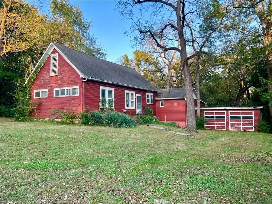 527 Sheidley Street, Bonner Springs, KS 66012 - #2