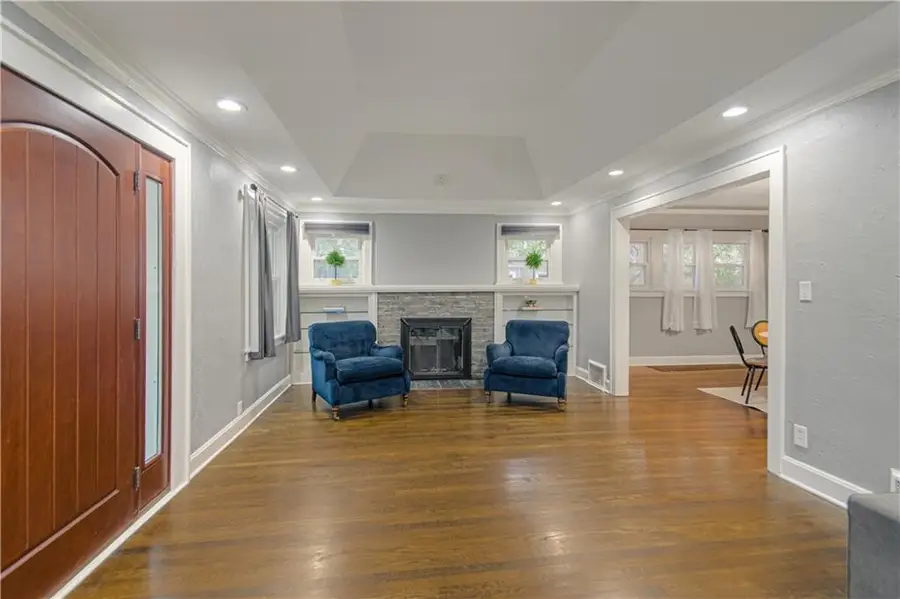7301 Summit Street, Kansas City, MO 64114 - #3