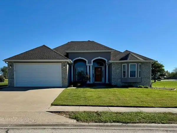 1305 Talon Drive, Cameron, MO 64429