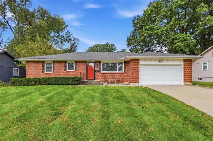 8914 Park Street, Lenexa, KS 66215 - #2