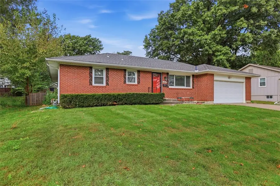 8914 Park Street, Lenexa, KS 66215 - #3