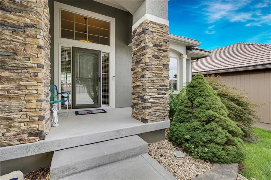 4323 NE Park Trails Court, Lees Summit, MO 64064 - #3