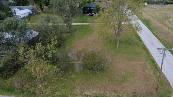 Harrington Street, Dearborn, MO 64439