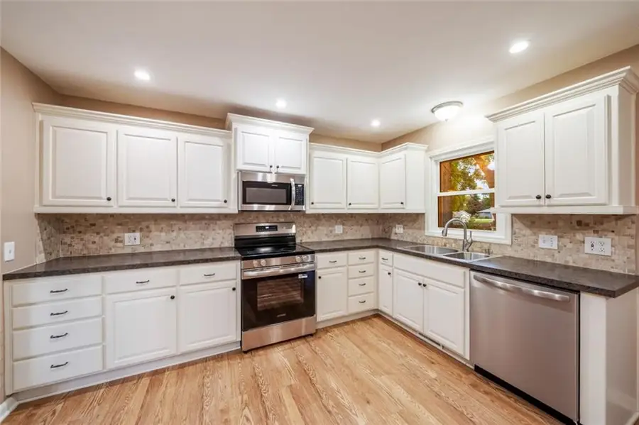 705 SW Mitchell Street, Oak Grove, MO 64075 - #2