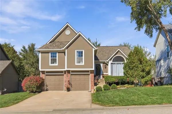 21806 W 53rd Street, Shawnee, KS 66226