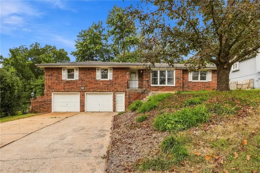 7724 Nw Eastside Drive, Weatherby Lake, MO 64152 - #2