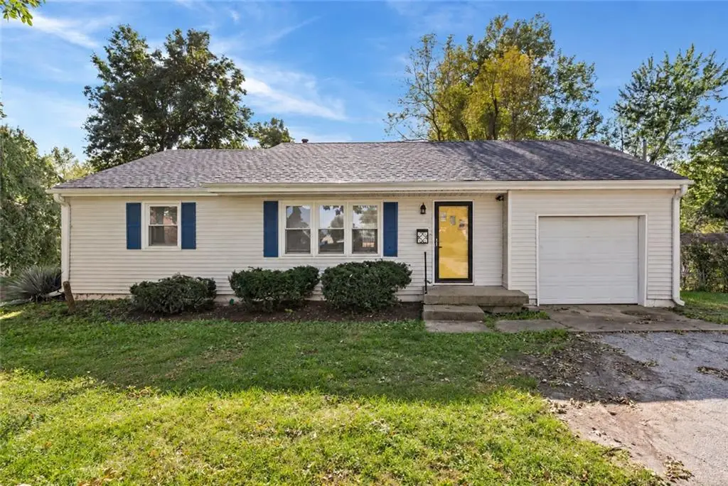 2403 NE Shady Lane Drive, Gladstone, MO 64118 - #1