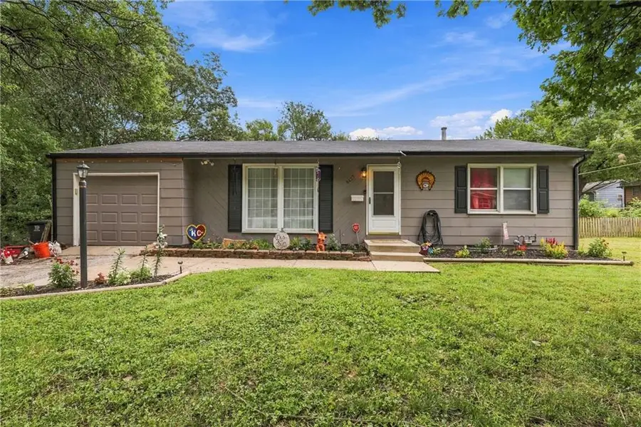 8427 Jame A Reed Road, Raytown, MO 64138 - #2
