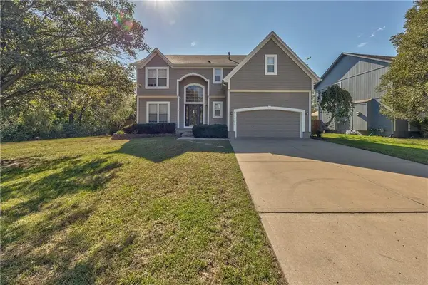 17903 W 158th Street, Olathe, KS 66062