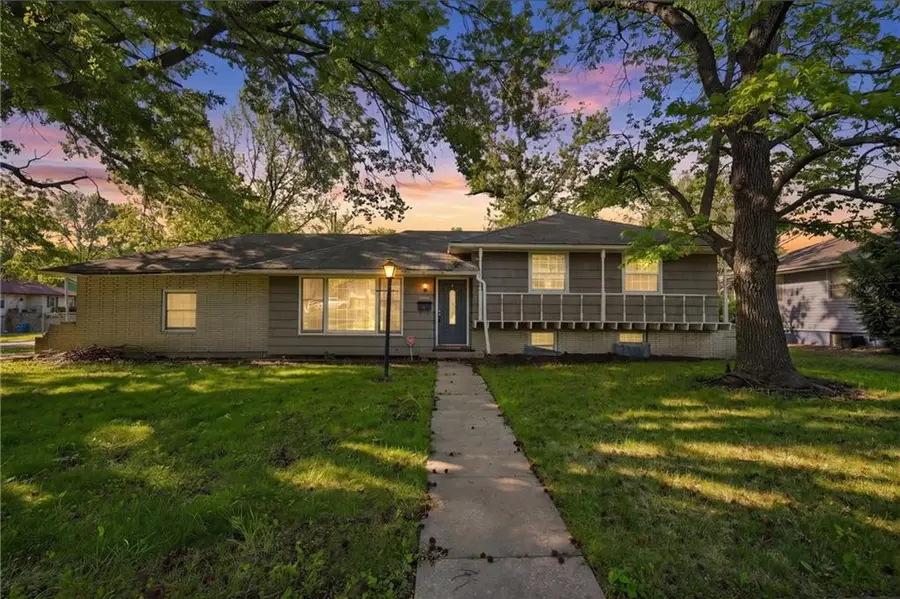8705 E 83rd Terrace, Raytown, MO 64138 - #2