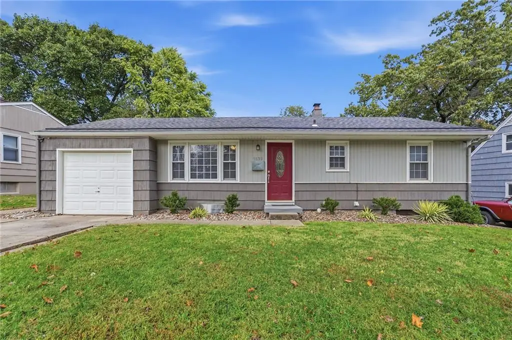 9139 Western Hills Drive, Kansas City, MO 64114 - #1