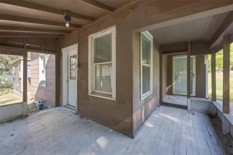 316 Vine Street, Leavenworth, KS 66048 - #3