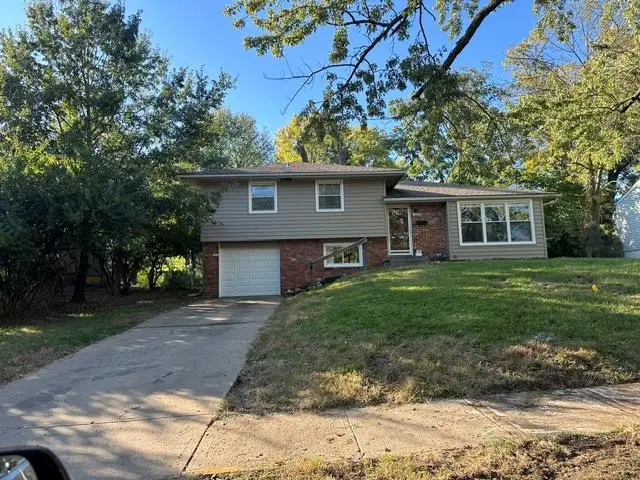 10208 Belmont Avenue, Kansas City, MO 64134 - #1