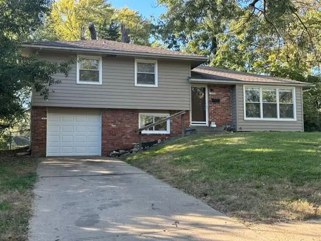 10208 Belmont Avenue, Kansas City, MO 64134 - #2