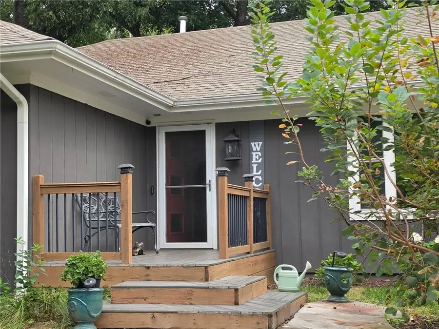 6027 Robinson Street, Overland Park, KS 66202 - #2