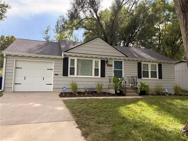 7721 W 65th Terrace, Overland Park, KS 66202