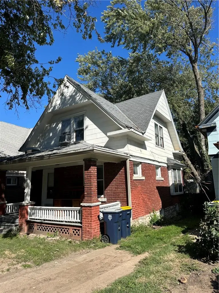 4317 Fairmount Avenue, Kansas City, MO 64111 - #2